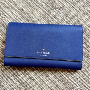Kate Spade New York Mikas Pond Phoenix Trifold Leather Wallet (Oceanic Blue)